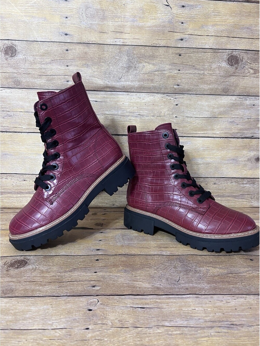 Sun + Stone Women's Burgundy Combat Boots Size 7.5 Lace Up Zip Up Grunge